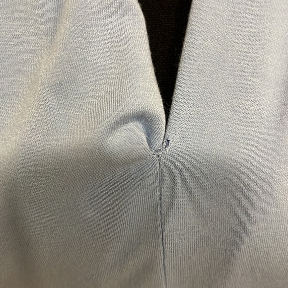 (GUC) Vince Camuto Cap Sleeve Top - Picture 6 of 6